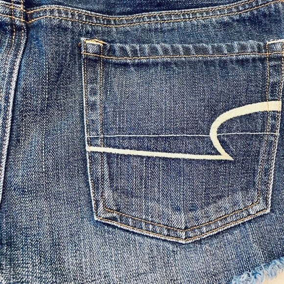 AEO Hi-Rise Festival Denim Blue Jean Shorts Size 0 - Picture 7 of 11
